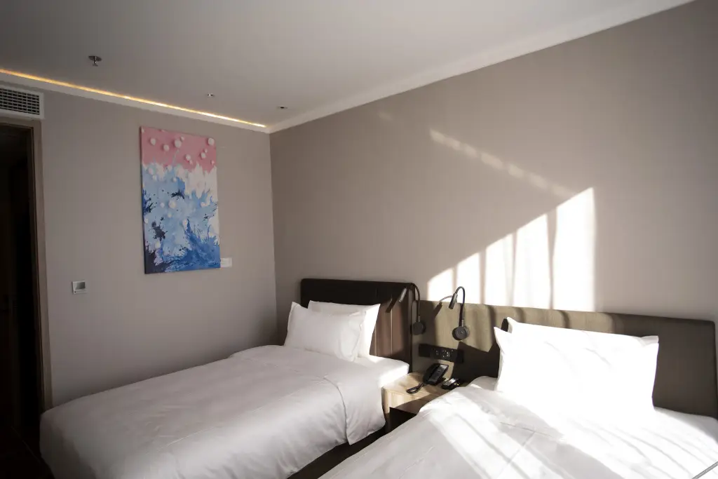 Тяньцзинь: Hanting Hotel (Tianjin Jizhou Jianshe Building)