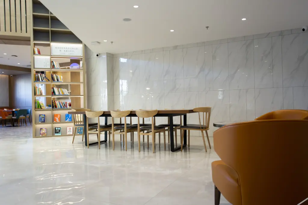Тяньцзинь: Hanting Hotel (Tianjin Jizhou Jianshe Building)