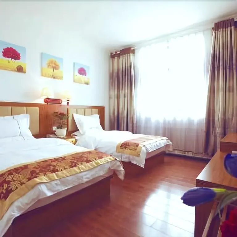 Лицзян: Linglong Yage Holiday Hotel