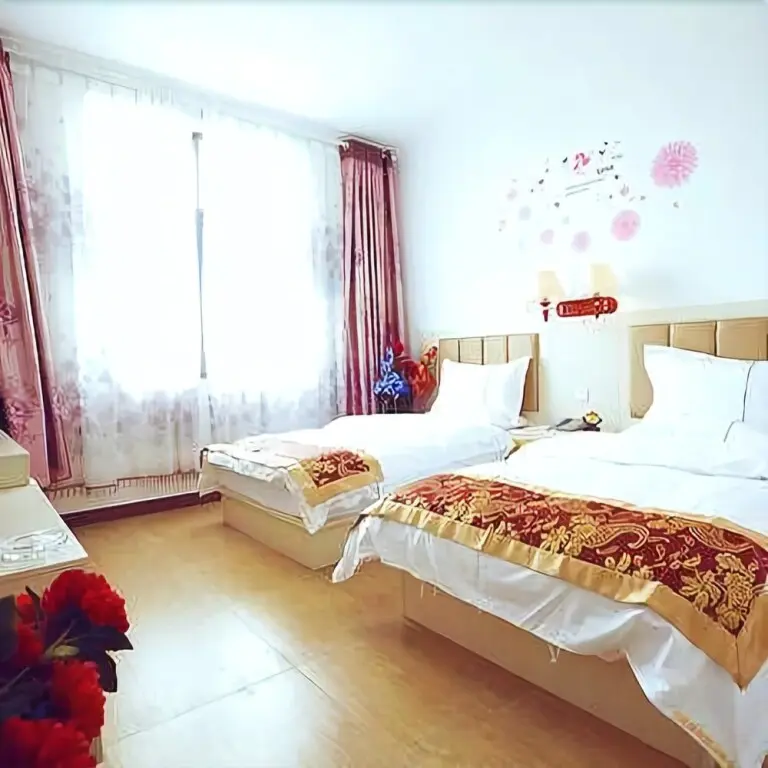 Лицзян: Linglong Yage Holiday Hotel