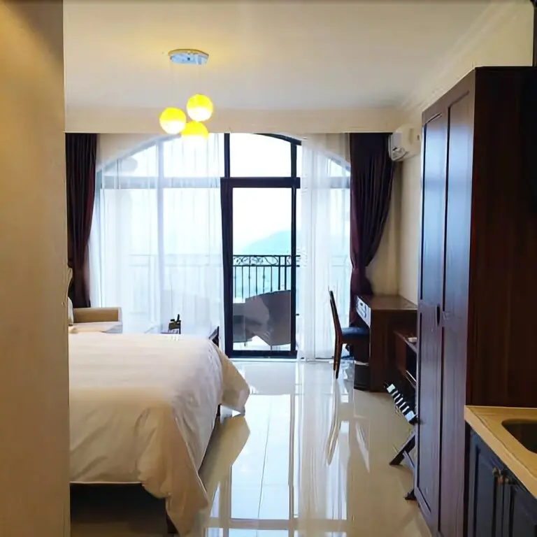 Хойчжоу: Longmen Fuli Yangsheng Clovistel Hot Spring Holiday Apartment Hotel