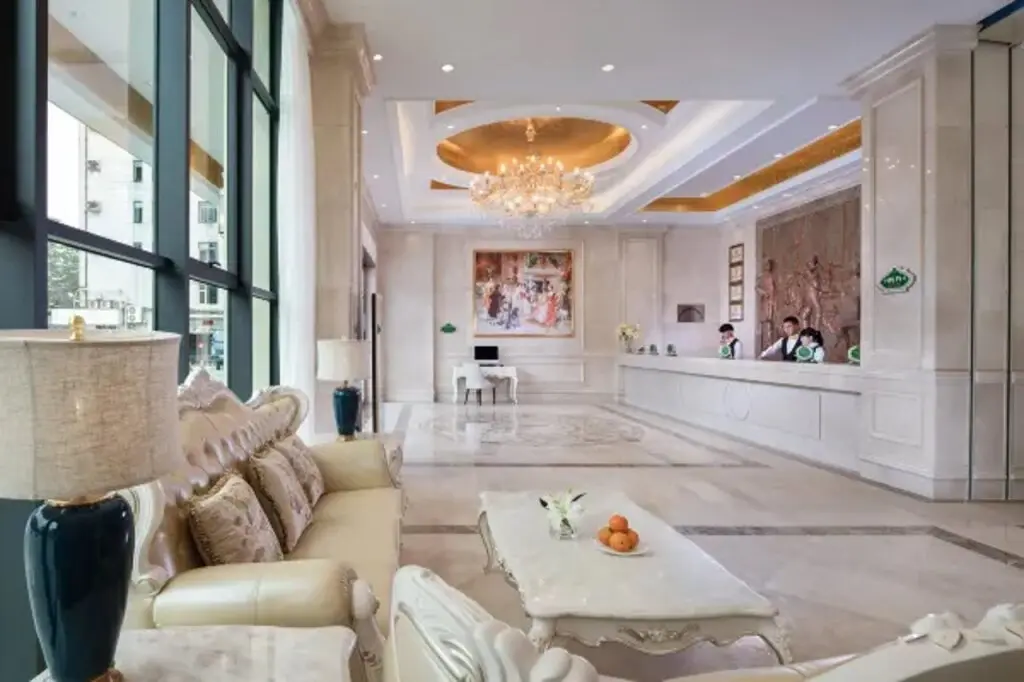 Шэньчжэнь: Vienna Hotel (Shenzhen Xiongfeng Road)