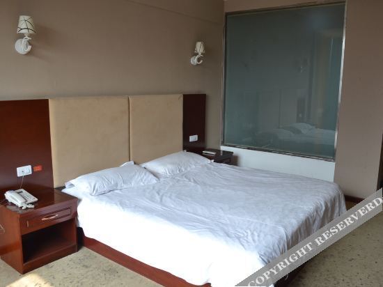 Даву: Jinsanjiao Business Hotel
