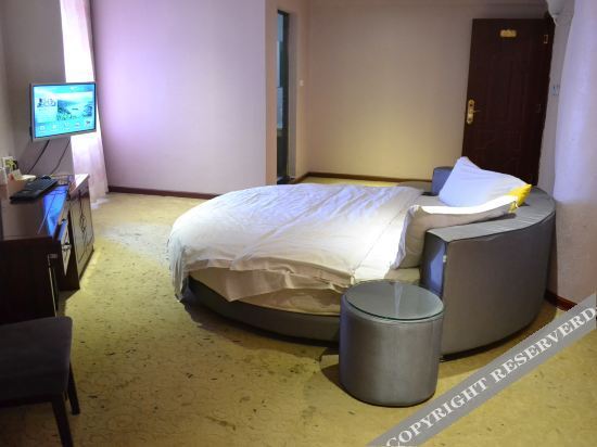 Даву: Jinsanjiao Business Hotel