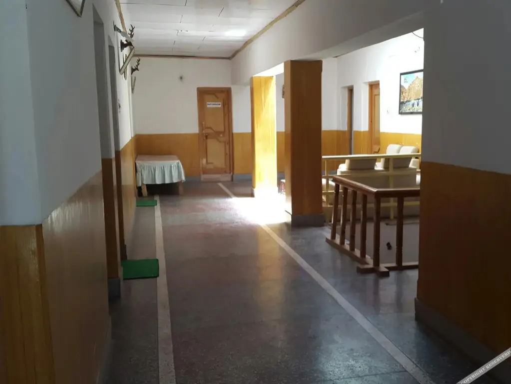 Лех: Skyland Guest House