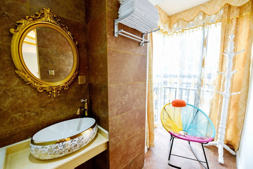 Чжанцзяцзе: Flower Times Boutique Inn