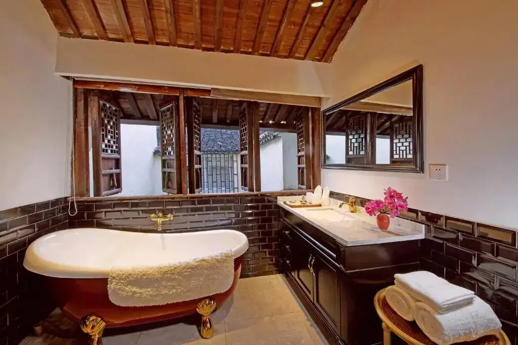 Цзясинь: Wuzhen Dream Hotel