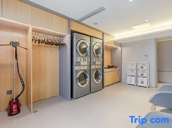 Цзинань: Home Inn (Jinan Qilu Software Park Shuntai Plaza)