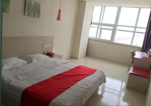 Циндао: Thank Inn Chain Hotel Shandong Qingdao Laixi Nanjing Road