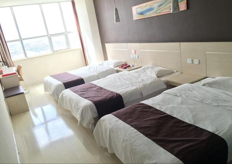 Циндао: Thank Inn Chain Hotel Shandong Qingdao Laixi Nanjing Road