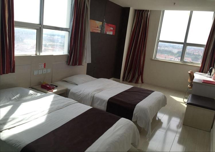 Циндао: Thank Inn Chain Hotel Shandong Qingdao Laixi Nanjing Road