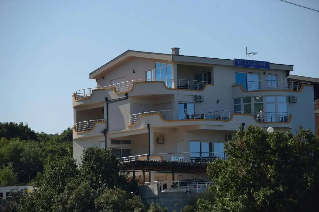 Добро Вода: Belvedere Apartments with Seaview