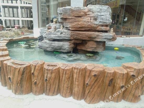 Аньшунь: Huangguoshu Beiyuxin Hotel