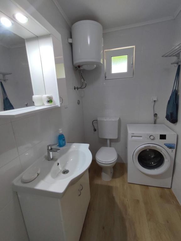 Будва: Apartman Lora