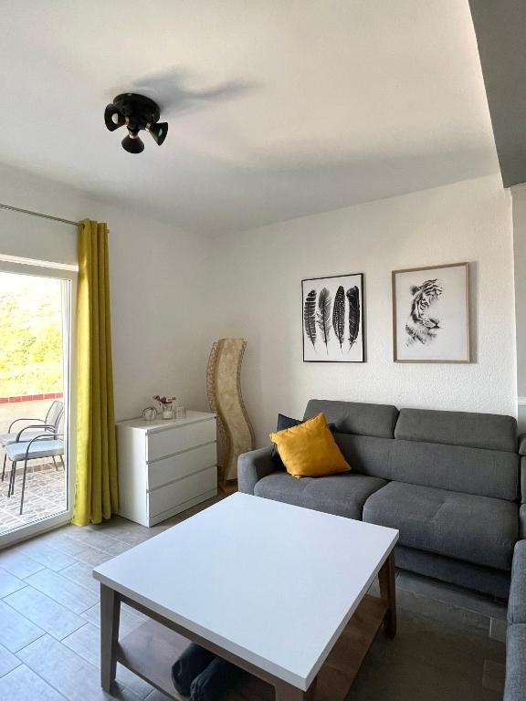 Биела: Lovely apartment with stunning view on Kotor Bay