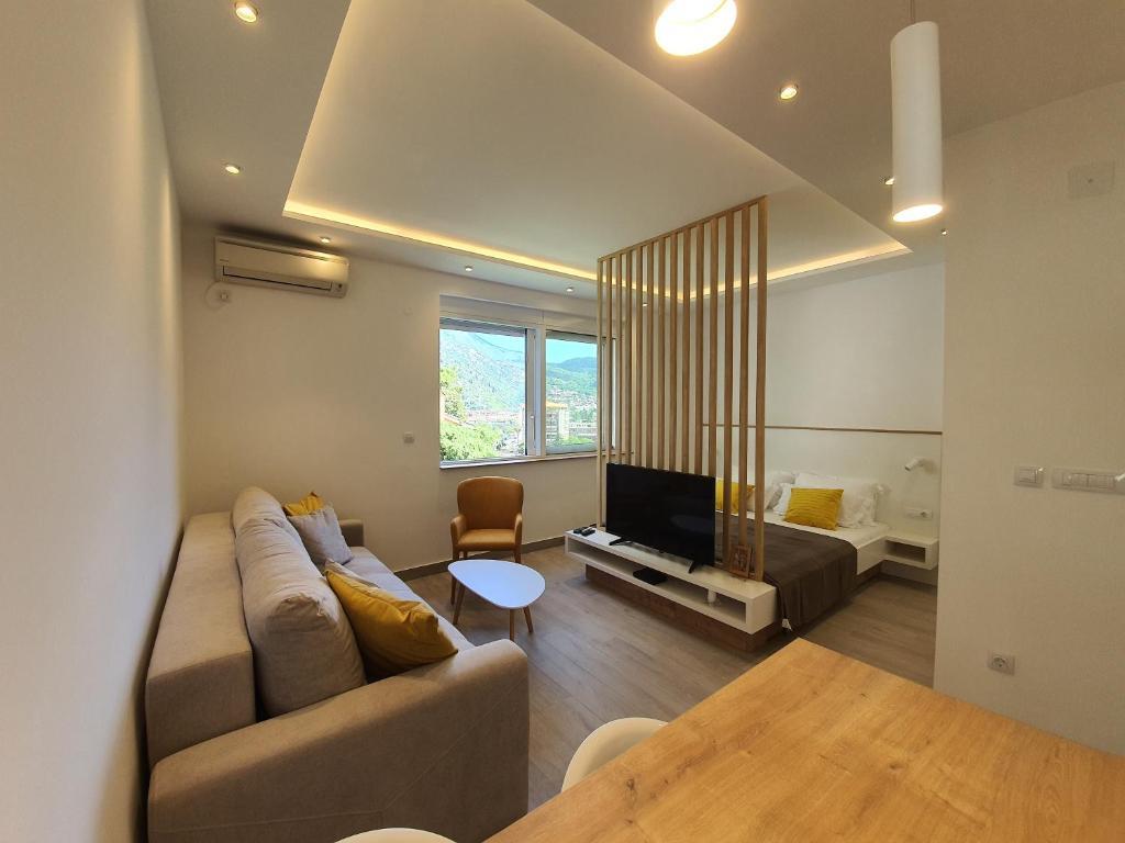 Доброта: Viola lux apartments