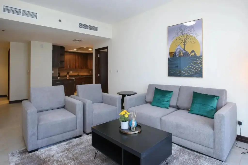 Дубай: Goldcrest Views - 2br Apartment - Allsopp&Allsopp