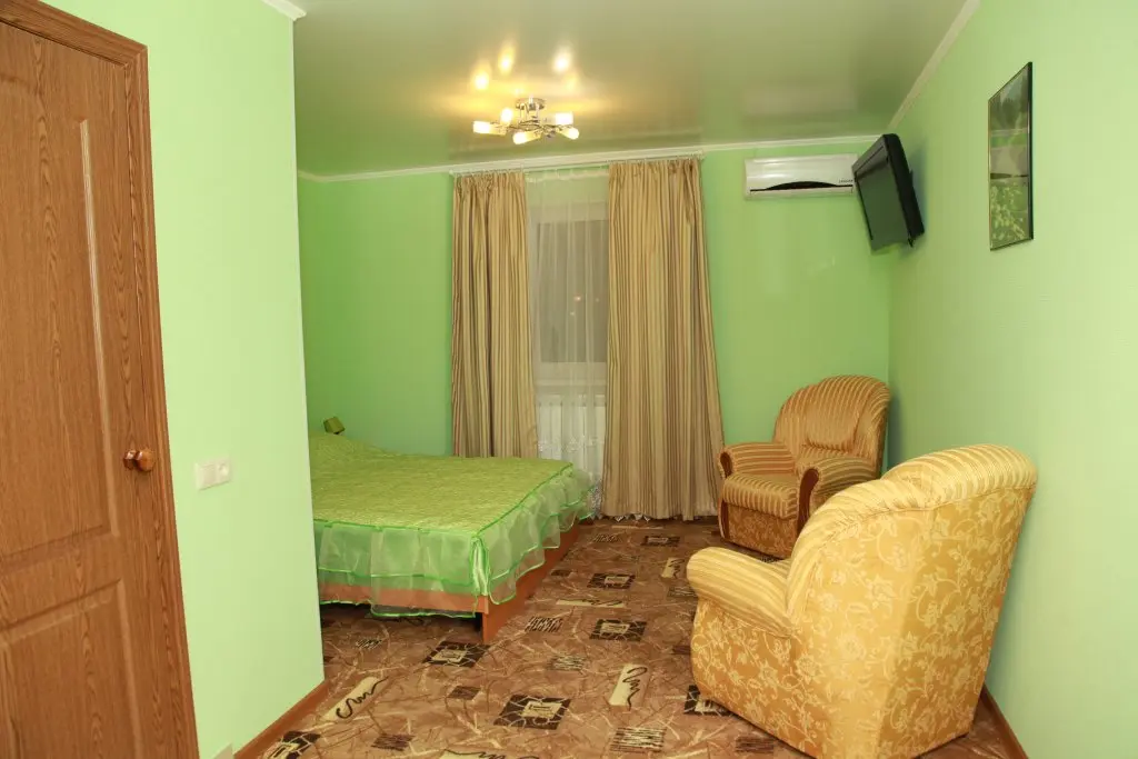 Омск: Мини-Отель Гостинный Двор Визит
