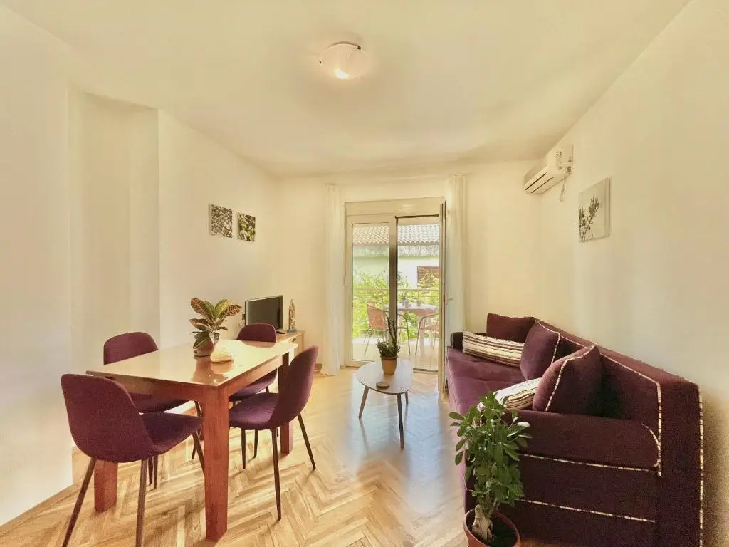 Будва: Garden House Budva
