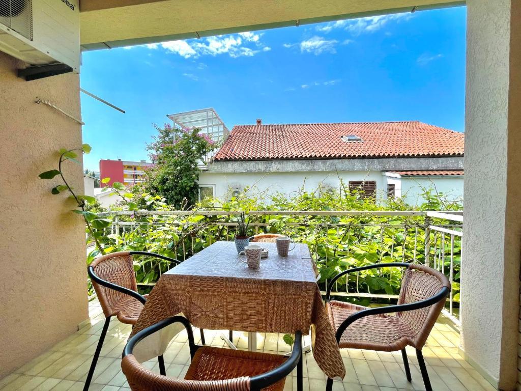Будва: Garden House Budva