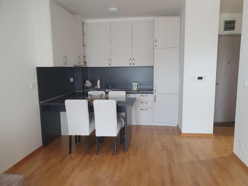 Будва: Apartman Krstajić
