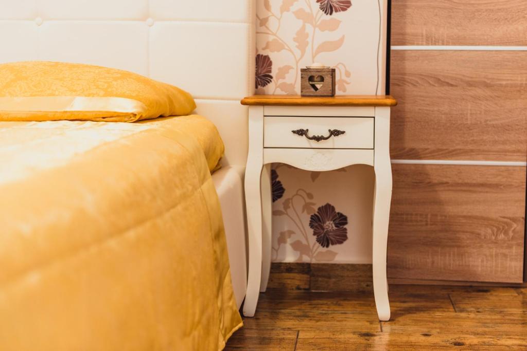 Доброта: Apartments Krsto Dobrisa