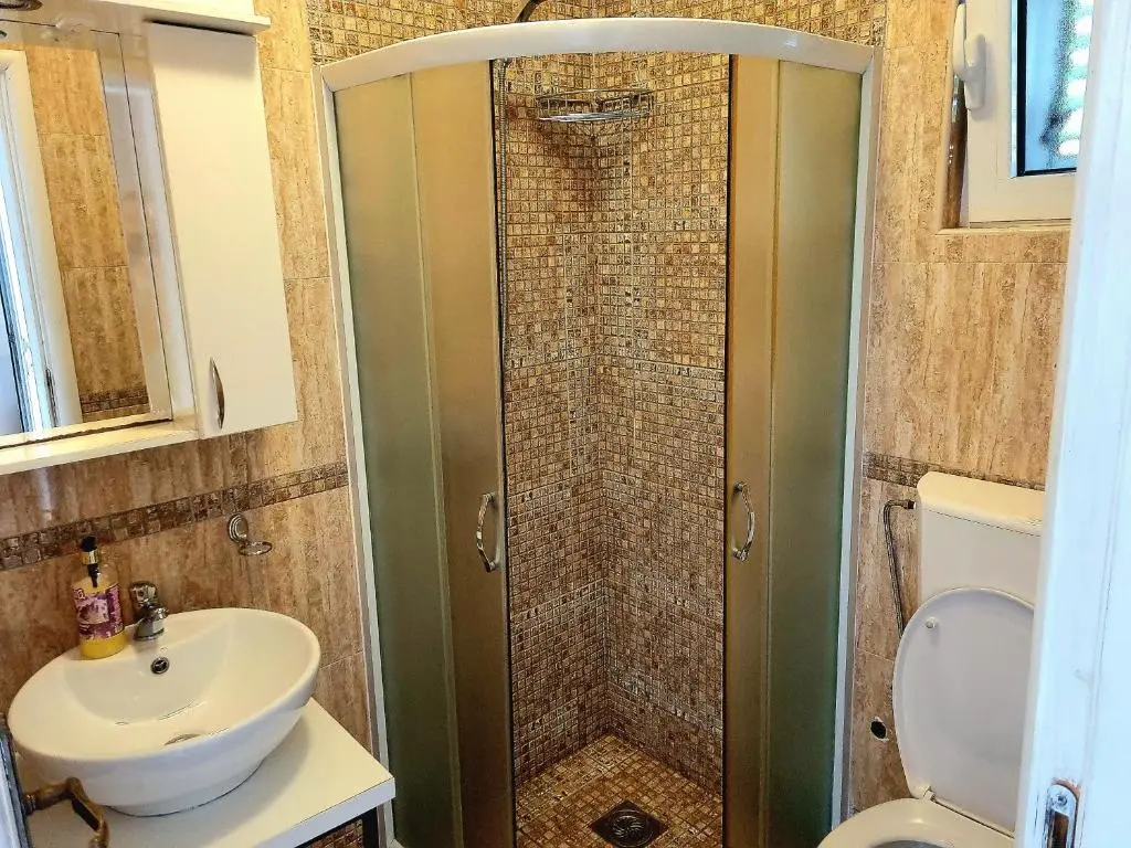 Доброта: Apartments Krsto Dobrisa