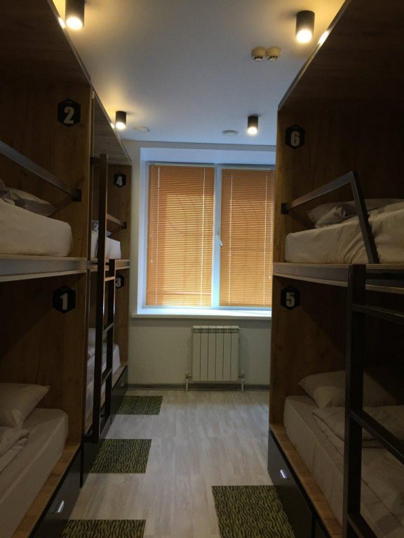 Омск: Меблированные комнаты Hi Loft