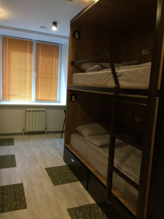Омск: Меблированные комнаты Hi Loft