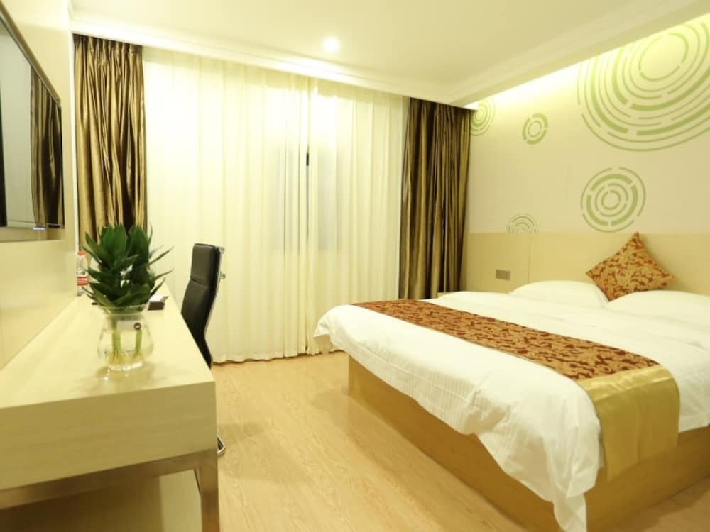 Тяньцзинь: GreenTree Inn Tianjin Jinnan District Xianshui Guyuetan Express Hotel