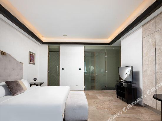 Санья: Phoenix Island Supreme Seaview Holiday Hotel
