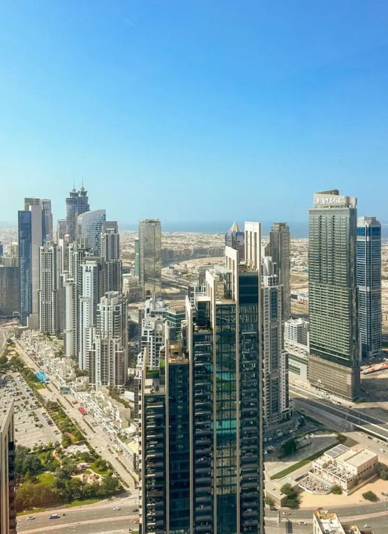 Дубай: DXB - Opera Grand - 6104 - DT