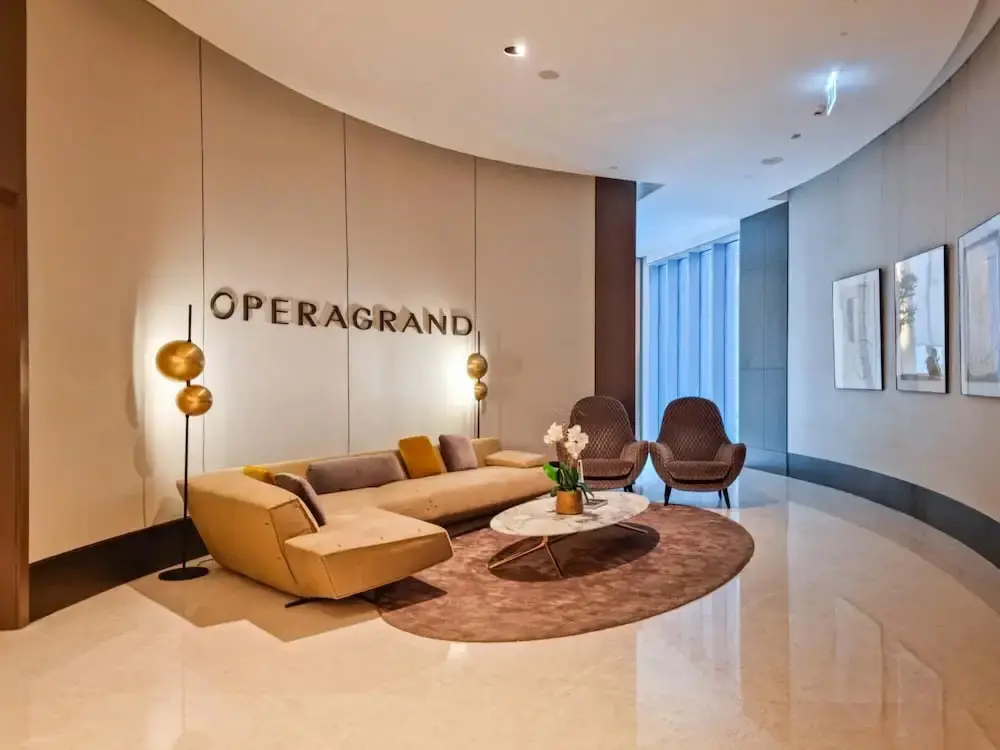 Дубай: DXB - Opera Grand - 6104 - DT