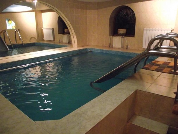 Омск: Hotel Ognennaya Loshad