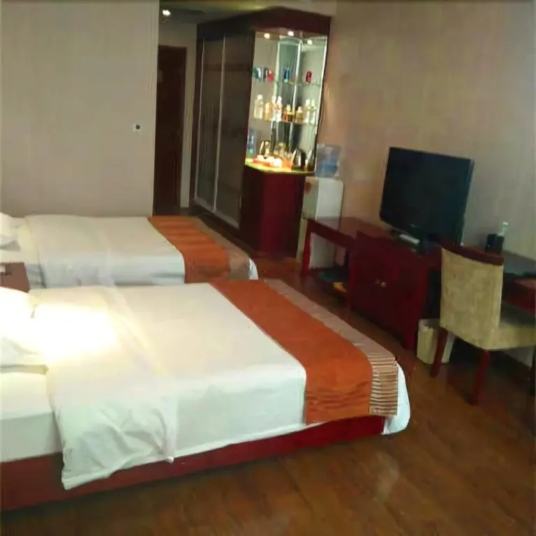 Цзаочжуан: Vienna Hotel Shandong Zaozhuang Tengzhou Railway Station