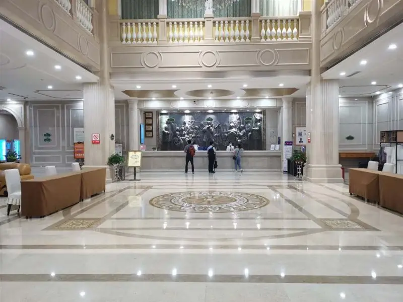 Дунгуань: Vienna International Hotel Guangdong Dongguan Mountain Villa