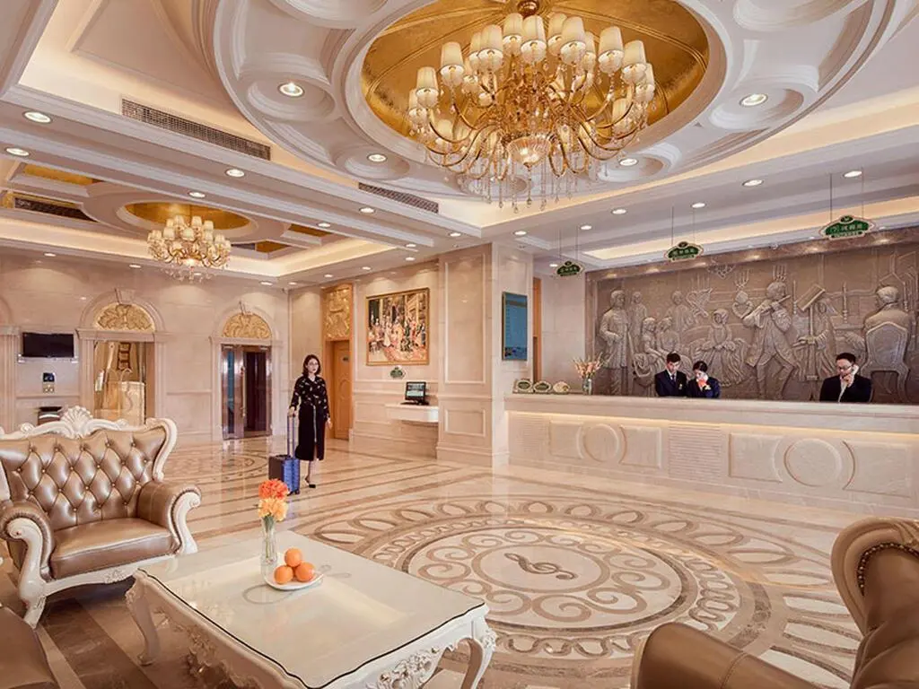 Шэньчжэнь: Vienna International Hotel Shenzhen Fuyong Exhibition Center Branch