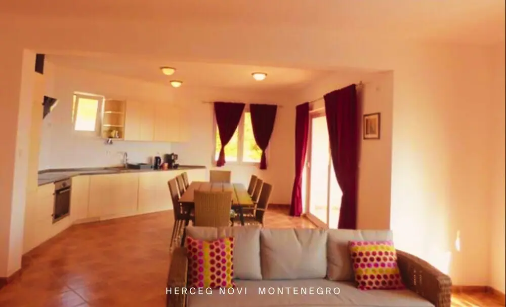 Херцег-Нови: Superb Breathtaking Views 3bedroom All Day Sun