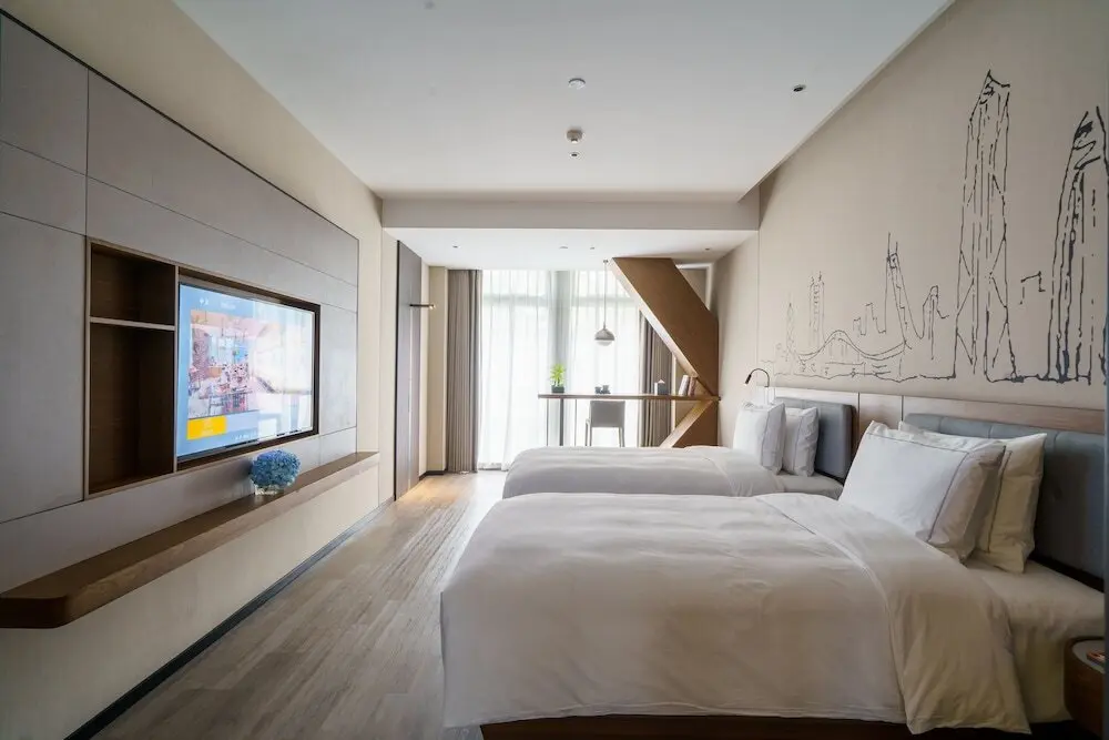Шэньчжэнь: UrCove by HYATT Shenzhen Futian CBD