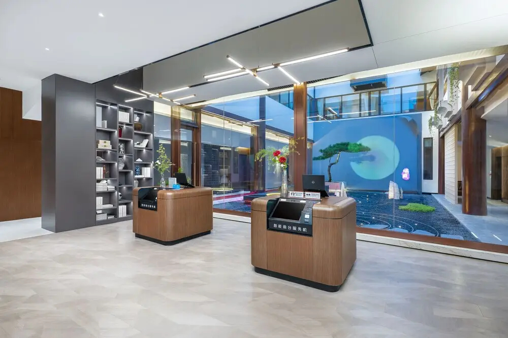 Чэнду: UrCove by Hyatt Qingchengshan Hot Spring