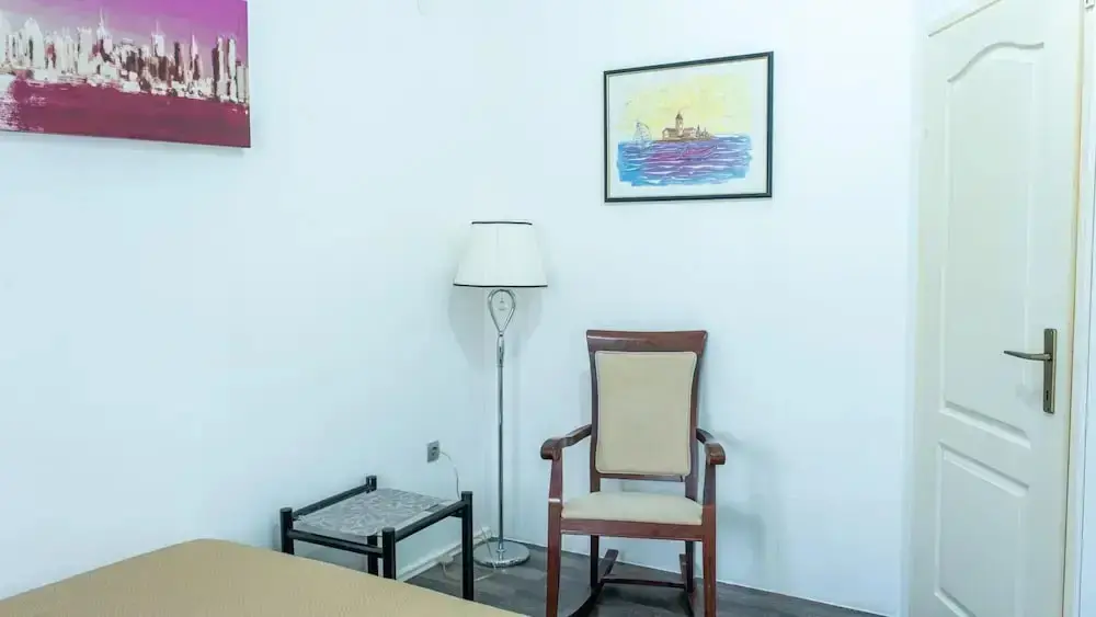 Тиват: Sea View Flat w Terrace 9 min to Port in Tivat