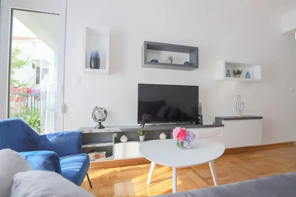 Будва: Flat w Balcony 3 min to Beach Near Budva Old Town