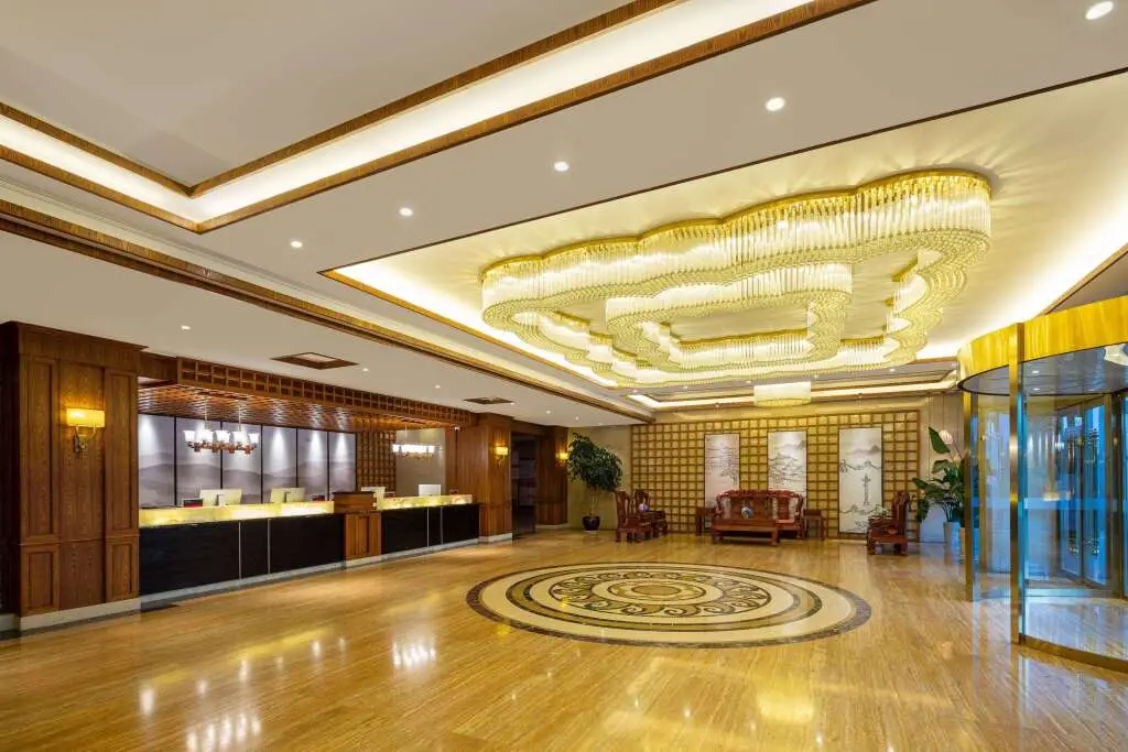 Дали: Days Hotel by Wyndham Dali High-speed Railway Station