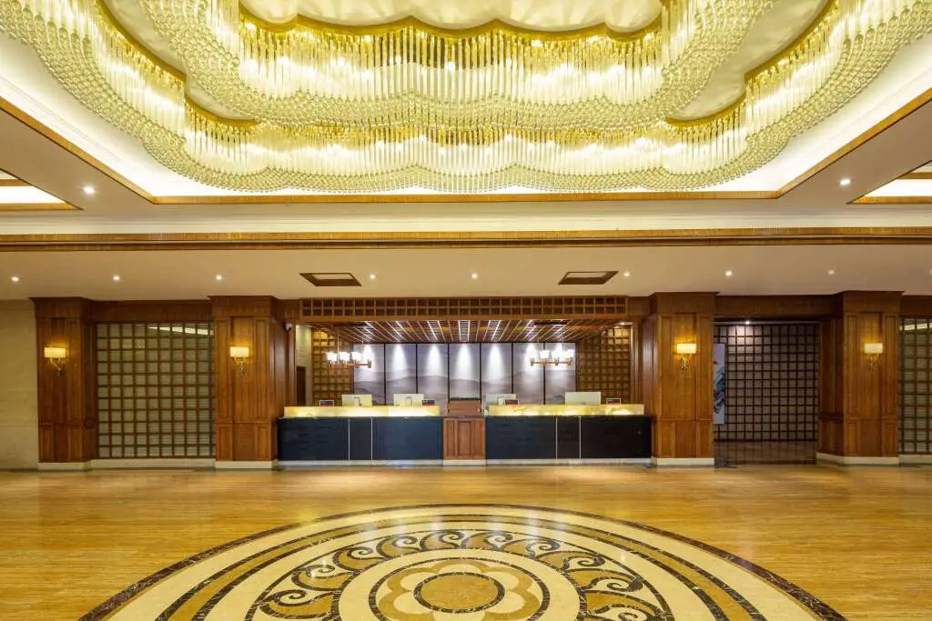 Дали: Days Hotel by Wyndham Dali High-speed Railway Station