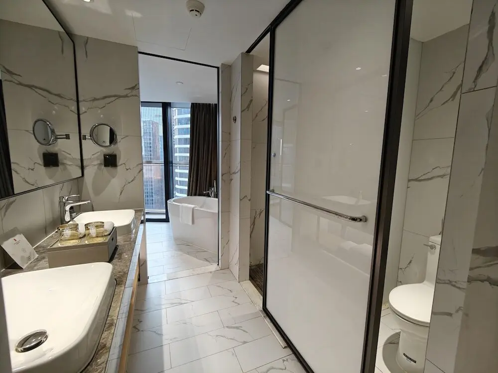 Шэньчжэнь: Qianhai Service Apartment