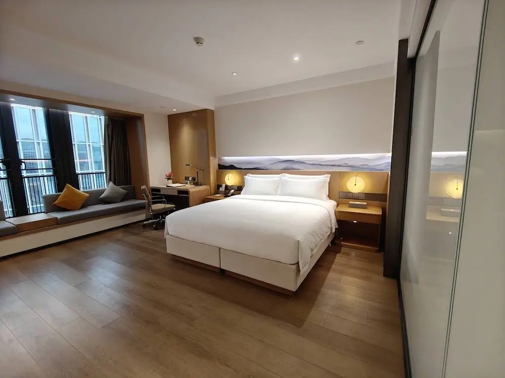 Шэньчжэнь: Qianhai Service Apartment