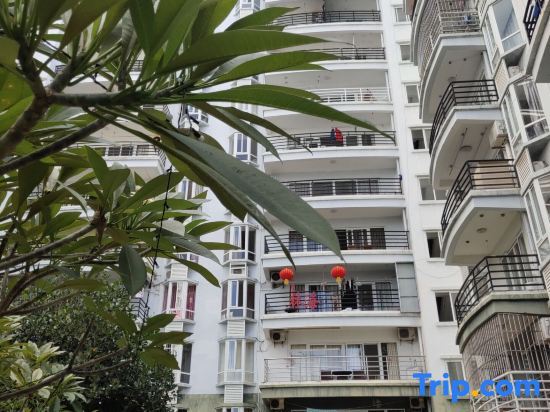 Санья: Linhai Seaview Apartment