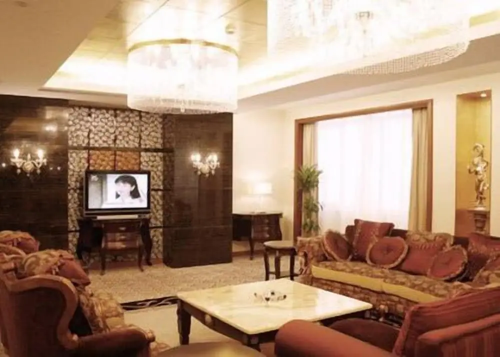 Цзяочжоу: Days Hotel and Suites Jiaozuo