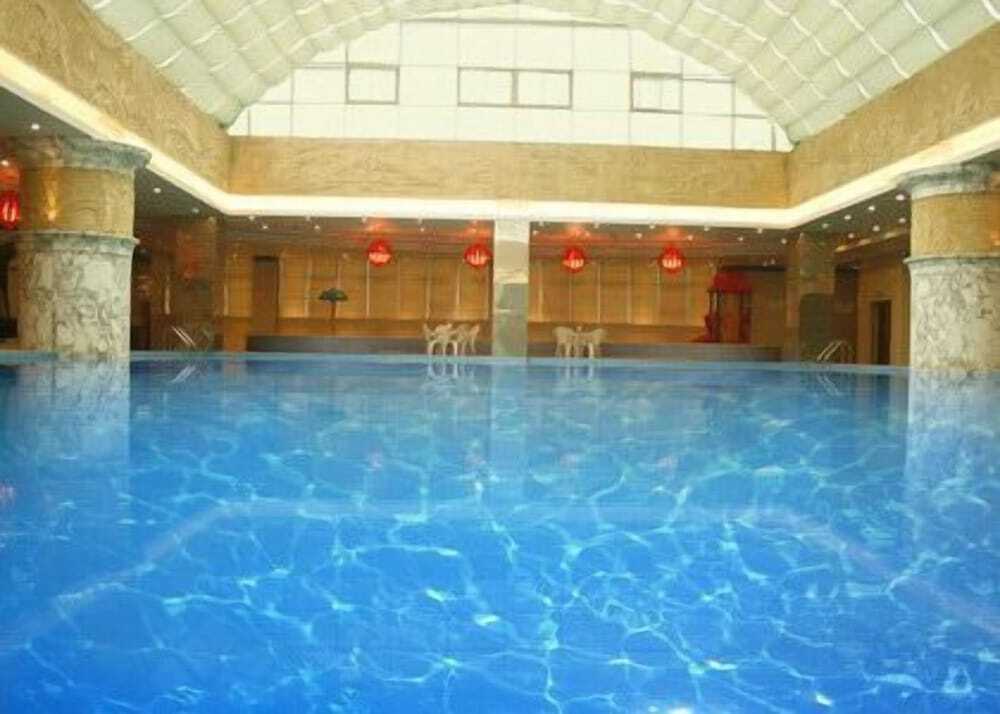 Цзяочжоу: Days Hotel and Suites Jiaozuo