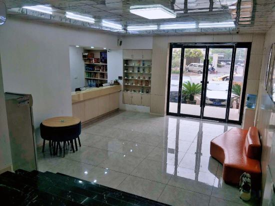 Сучжоу: Super 8 Hotel Suzhou Taicang Taiping Sout Road